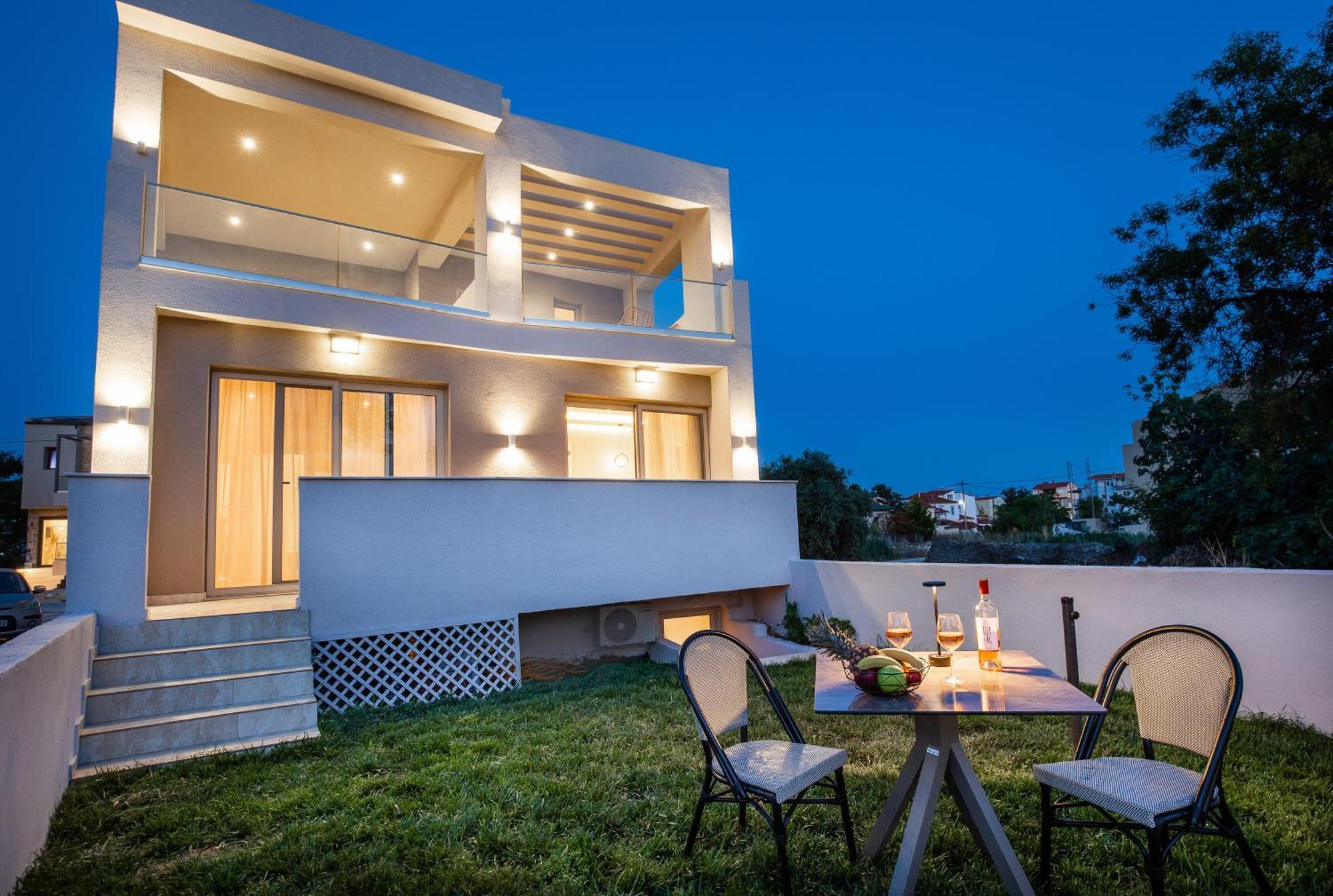 Diamela Apartment