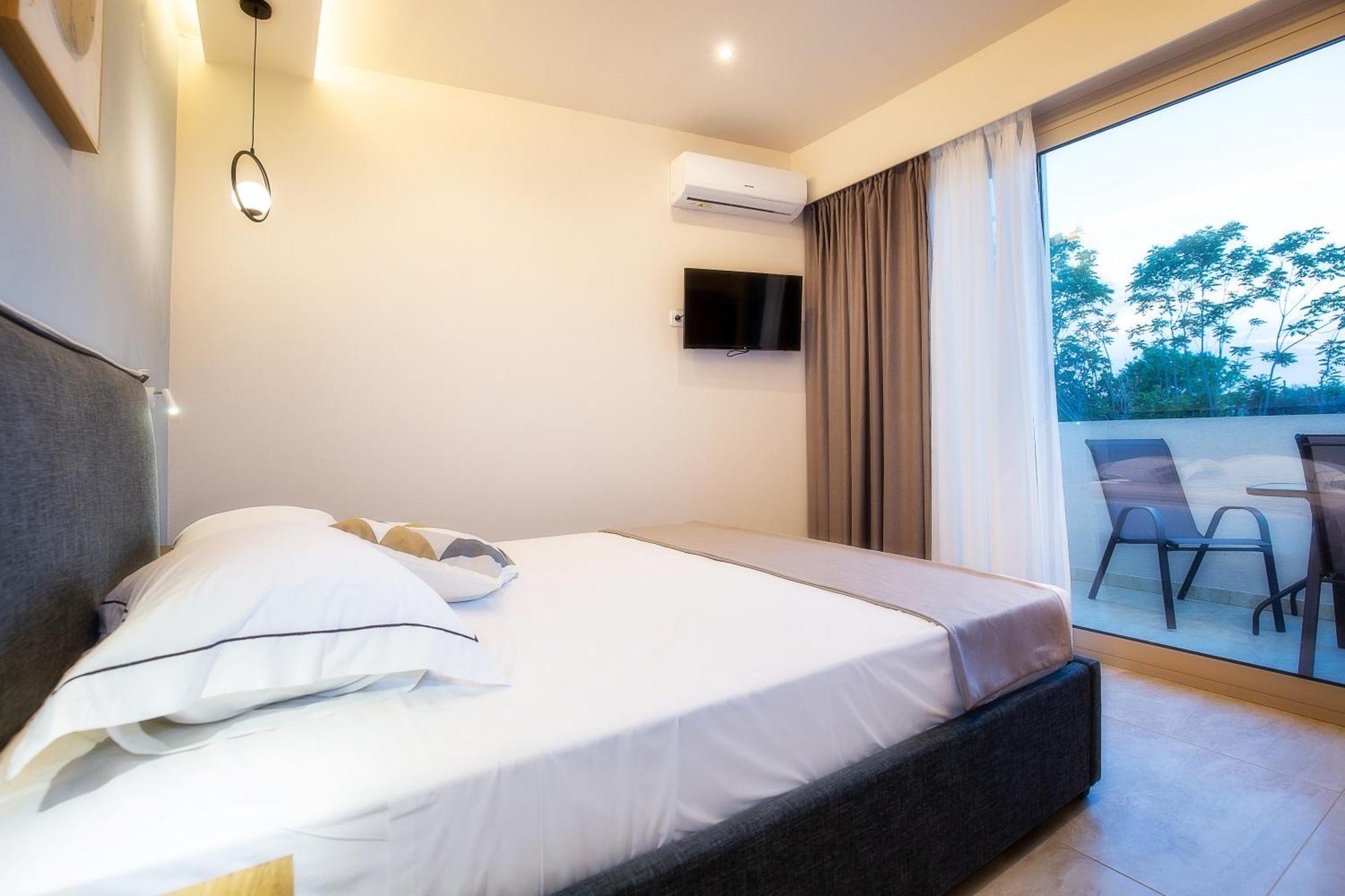 Diamela Apartment *